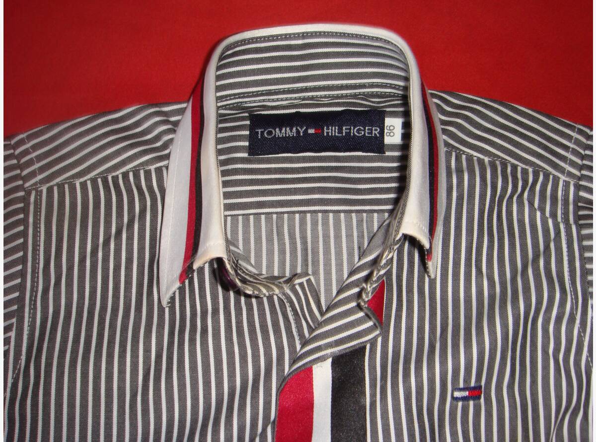 Auktion Schweiz | Fashion & Kleider | 
Tommy Hilfiger Baby Hemd Gr. 86